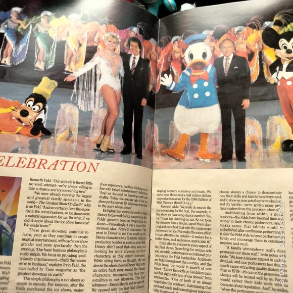 Walt Disney World on Ice Anniversary Special Comm. Edition Happy Birthday Donald - Picture 4 of 5